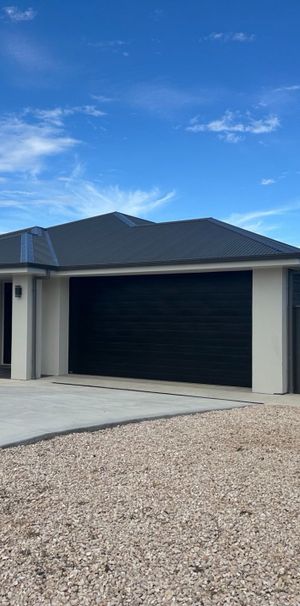 12 Lindholm Pde, Hayborough SA 5211 - House For Rent | Domain - Photo 2