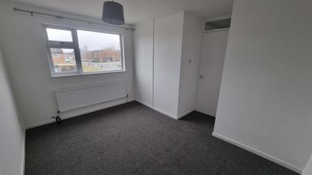 3 BED Terraced House To rent - Photo 3