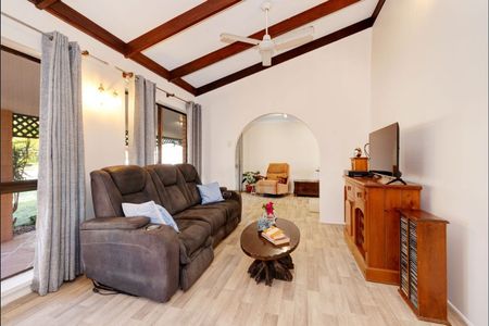 9 Vesterman Court, Bushland Beach QLD 4818 - House For Rent | Domain - Photo 3