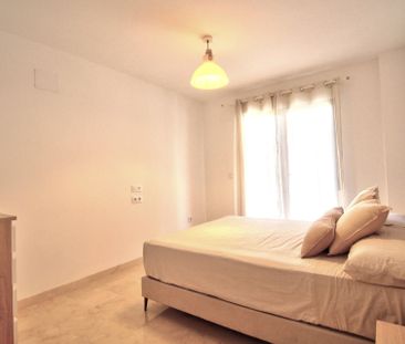 Piso 3 habitaciones de 110 m² en Oliva (46780) - Photo 3