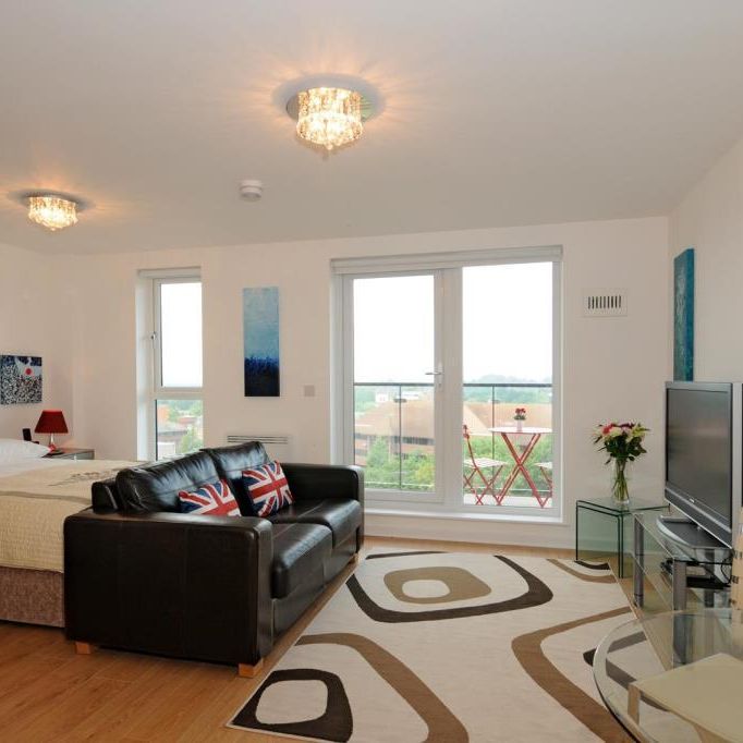 Studio to rent - Photo 1