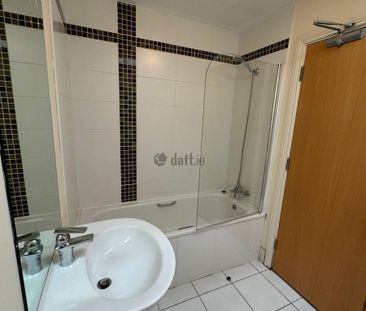 Apartment to rent in Cork - Photo 6