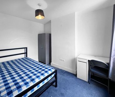 6 bedroom house share to rent - Photo 1