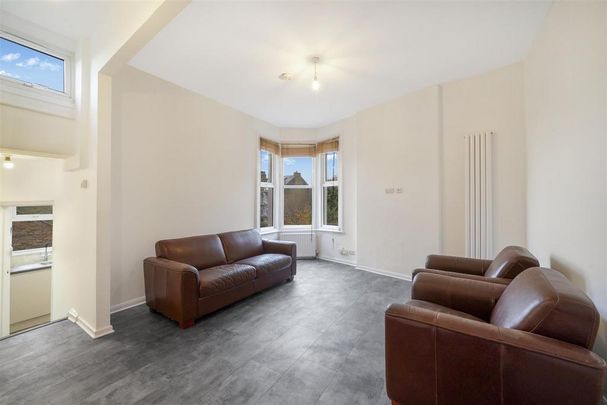 3 bedroom maisonette to rent - Photo 1