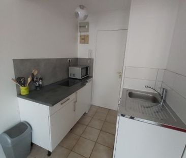 Location Appartement 1 pièce 15m² ROUEN 76000 - Photo 2