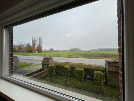 Vrijstaande woning met drie slaapkamers, tuin en garage - Photo 2