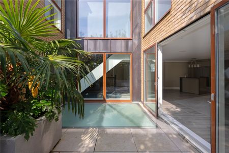 Bishops Road, N6, London - Photo 2