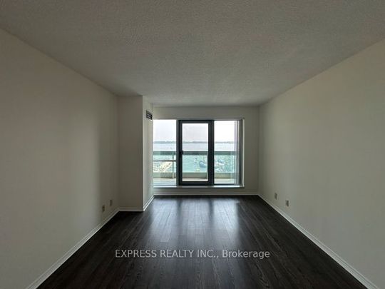 For Lease - 10 Yonge Street Unit# 1011, Toronto, Ontario - Photo 1