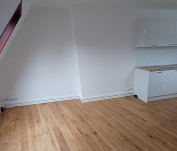 location Appartement T1 DE 33.23m² À PARIS - Photo 4