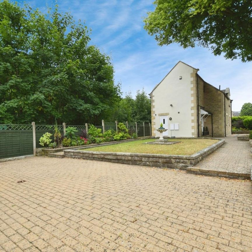 3 bedroom House To Let - Photo 1