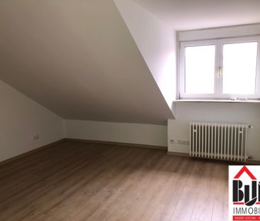 *Neu saniert - 2 Zimmer - Nürnberg-Maxfeld - Blick in den Innenhof* - Foto 1