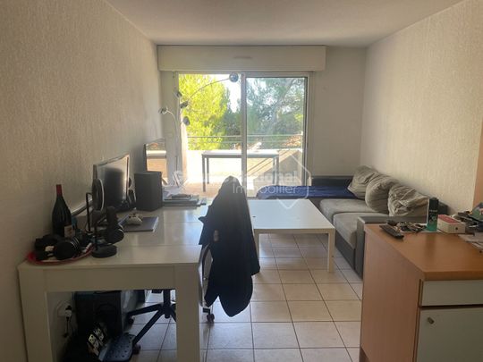 Appartement -T2 - VILLENEUVE LES AVIGNON, - Photo 1