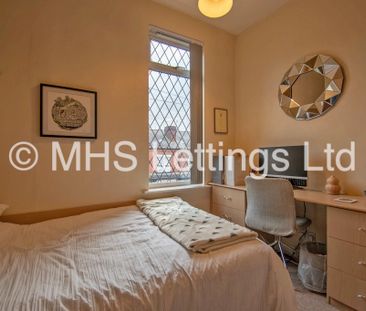 3 Bedroom Mid Terraced House for rent in Morris Grove - Photo 6