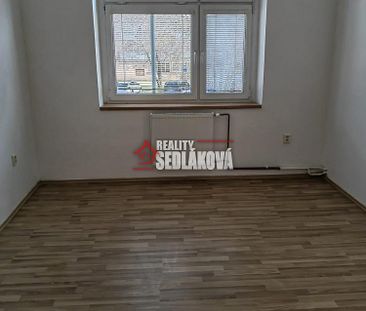 Pronájem bytu 2+1 57 m² - Photo 1
