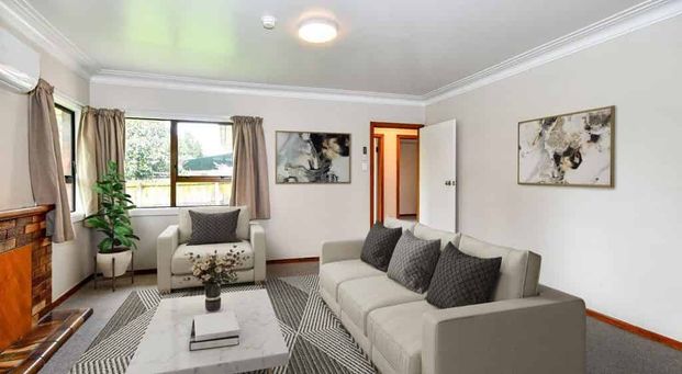 Papakura, 3 bedrooms - Photo 1