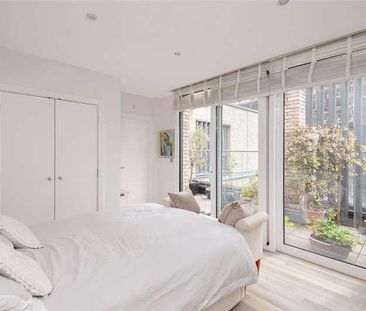 Butler Court, Hyde Lane, Battersea, London, SW11 - Photo 4