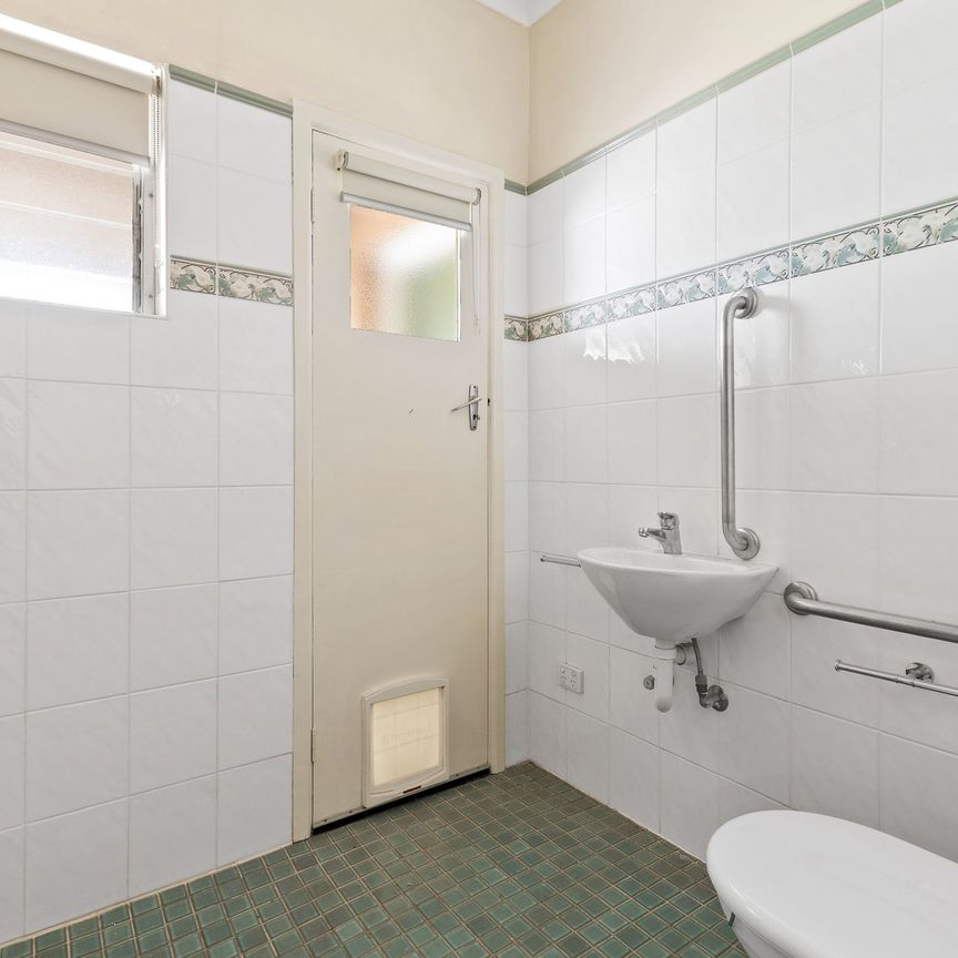 87 Whittens Lane, Doncaster - Photo 1