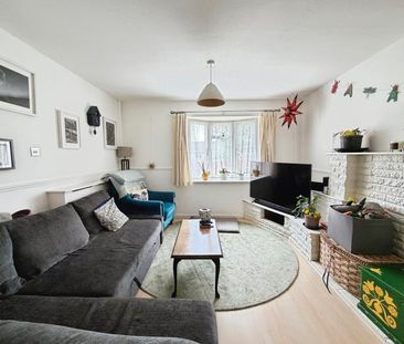 3 bedroom end of terrace house to rent - Photo 1