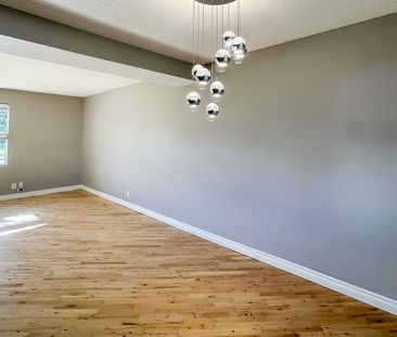 Spacious 3 Bed Plus Den Townhouse With Finished Basement In Winston... - Photo 5