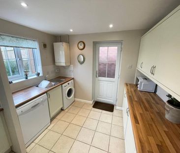 3 bedroom detached house to rent - Photo 6