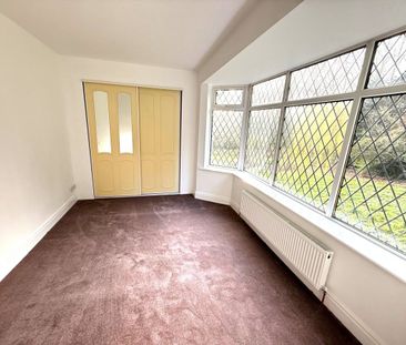 Penistone Road, Grenoside - Photo 2