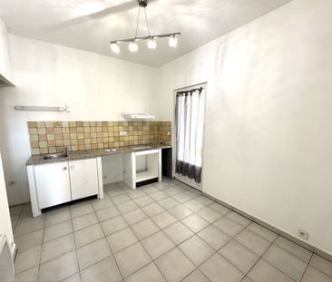 Location Appartement 2 pièces 23m² ROQUEFORT 13830 - Photo 1