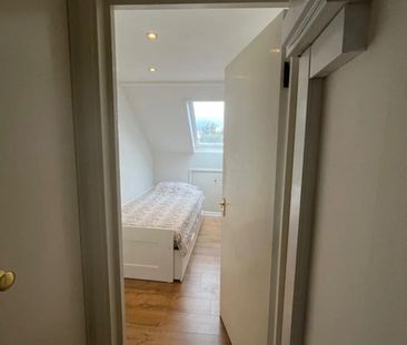 4 Bed Semi-Detached House, Bessborough Road, HA1 - Photo 3