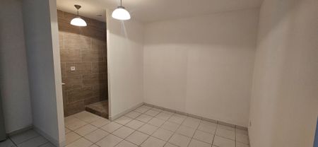 Location Appartement 3 pièces 66m² - Photo 3
