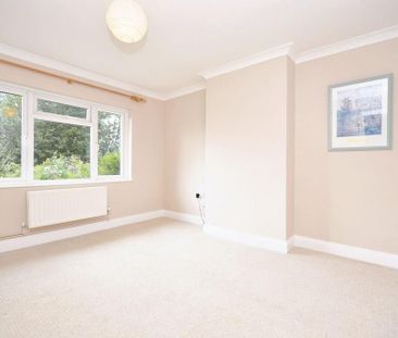 2 bedroom maisonette to rent - Photo 2