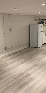 $1825 – 1 bedroom basement in Kensington Market - Photo 3