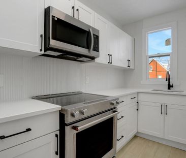 For Lease - 9 Larch Street Unit# 2, West Centre Town, Ontario - Photo 6