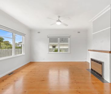 Comfortable Family Living in a Convenient Hamlyn Heights Location - Photo 1