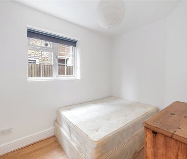 Aspinall Road, London, SE4 ground floor flat to rent - Photo 2
