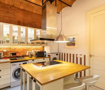 Ronda de Sant Antoni, Barcelona, Catalonia 08001 - Photo 1