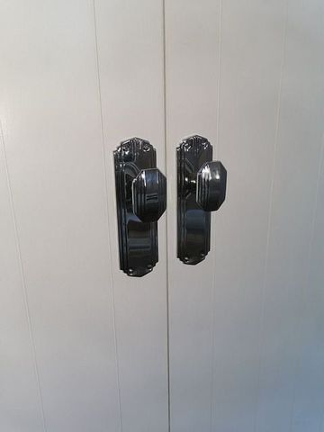 Fully Furnished Luxury Apartment - Photo 3