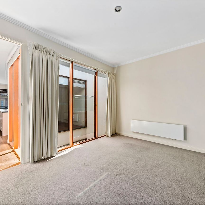 22A Percy Street, - Photo 1