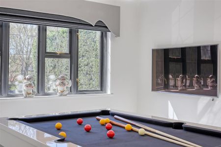 4 bedroom detached house to rent - Photo 3