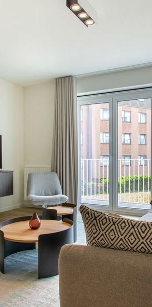 Appartement te huur in Sint-Lambrechts-Woluwe voor € 1.750 met 2 slaapkamers - Photo 1