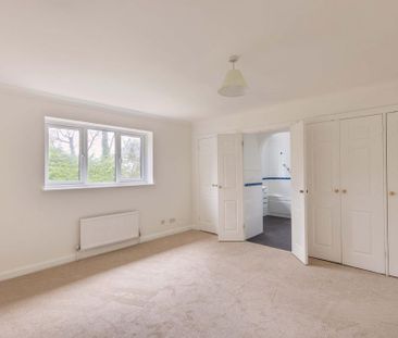 5 bedroom detached house to rent - Photo 1