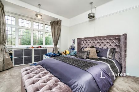 4 bedroom house to rent Haling Park Road, South Croydon, CR2 - Photo 5