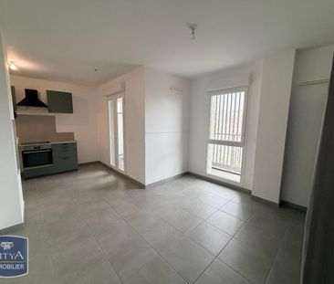 Location Appartement 1 pièce 27m² MARSEILLE 6ème - Photo 3