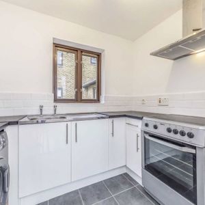 Hillbury Road, SW17 8JT, London - Photo 2