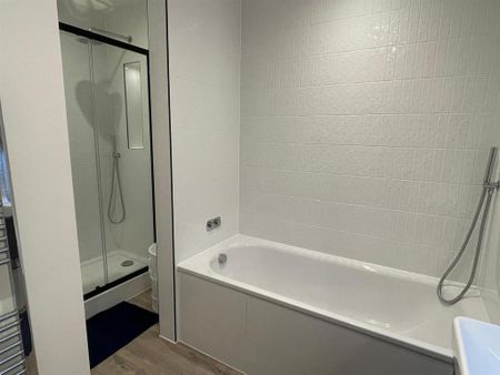 2 bedroom apartment to rent - Photo 2