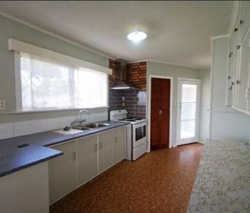 Dinsdale, 3 bedroom house - Photo 2