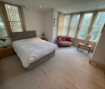 2 Bed Flat, Chaseley Road, M6 - Photo 3