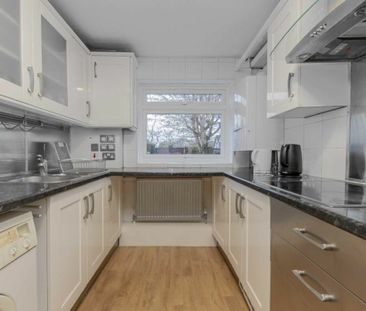 Oakview Gardens, N2, London - Photo 3