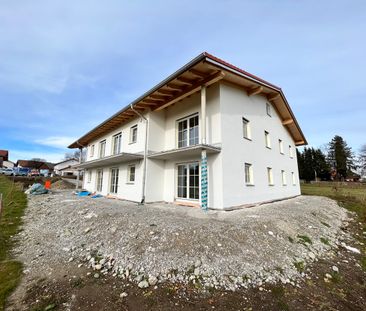 Schicke 2-ZKB-Erdgeschoss-Neubauwohnung in ruhiger Ortsrandlage mit Südterrasse & Garten – Erstbezug - Foto 2