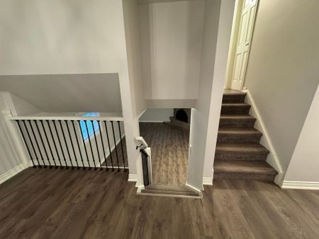 For Lease - 7 Blue Spruce Court, St. Catharines, Ontario - Photo 5