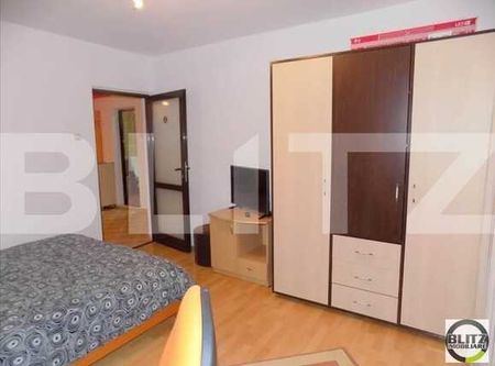 Apartament cu 2 camere, 56 mp, decomandat, parcare, totul nou, strada Cometei - Photo 5