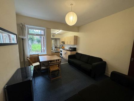 5 bedroom house to rent - Photo 3